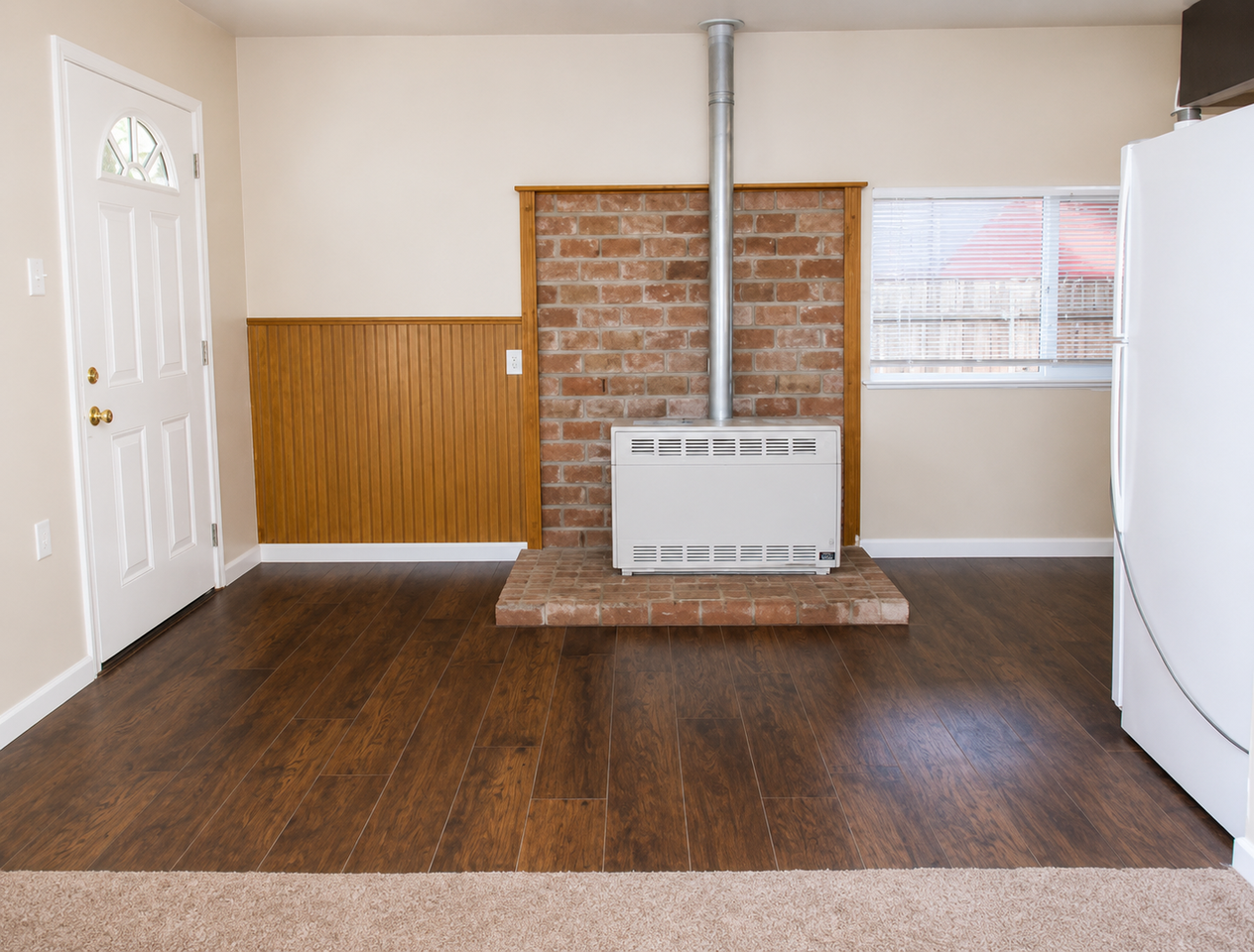 22789 Foresthill Rd - Photo 4 of 7