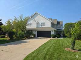 featured image of 3205 S Ridgecrest Ct