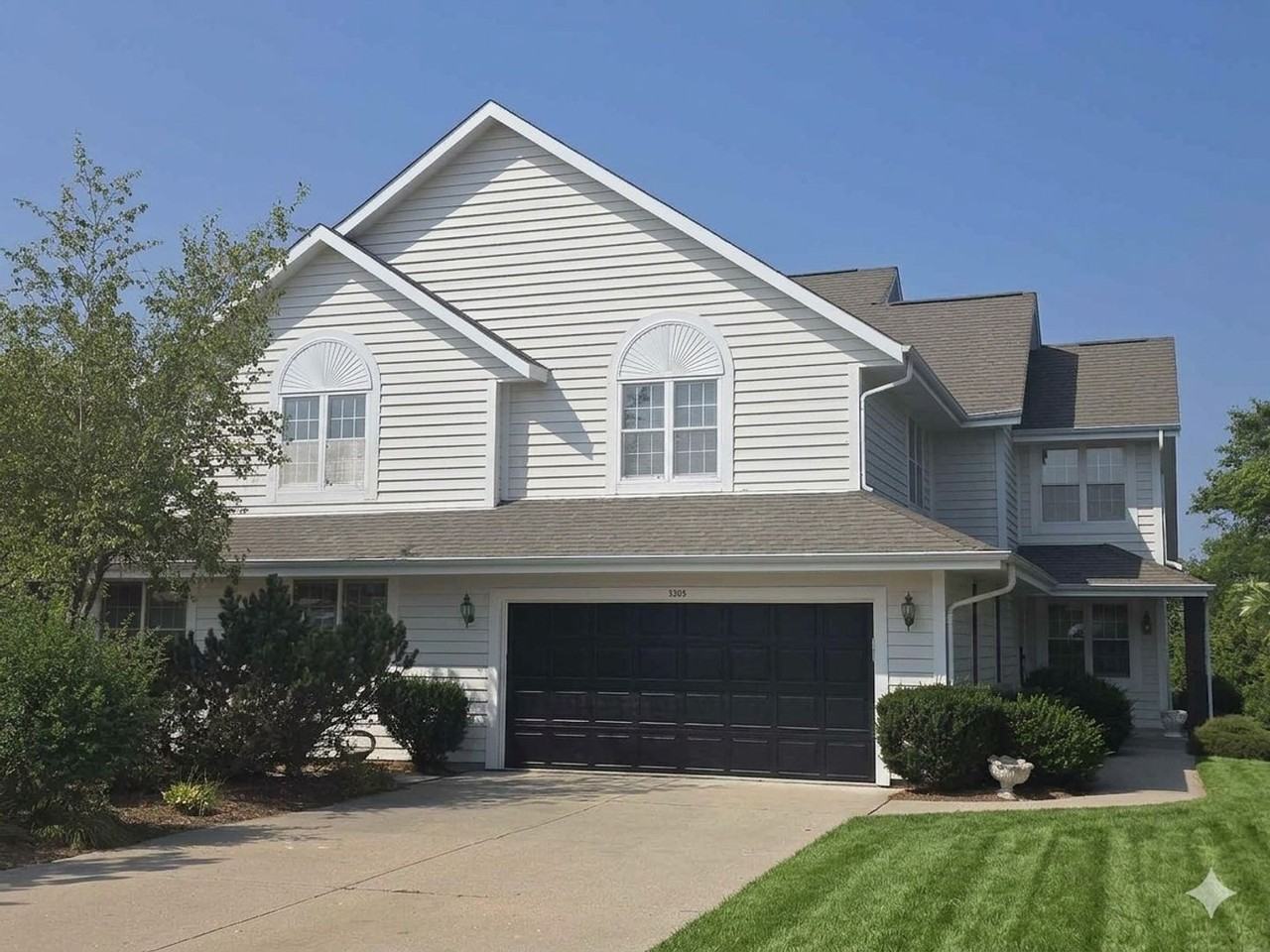 3205 S Ridgecrest Ct - Photo 2 of 25