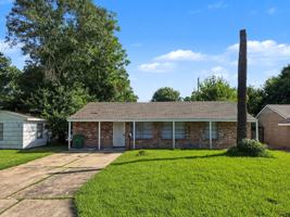 featured image of 5427 Willow Glen Dr
