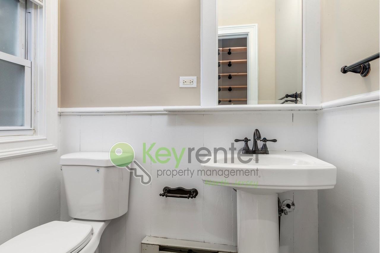 22 Preston St - Photo 5 of 20