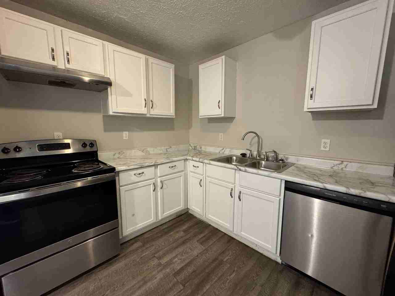 3841 Harvest Ave - Photo 3 of 33