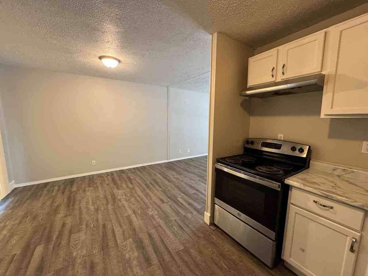 3841 Harvest Ave - Photo 4 of 33