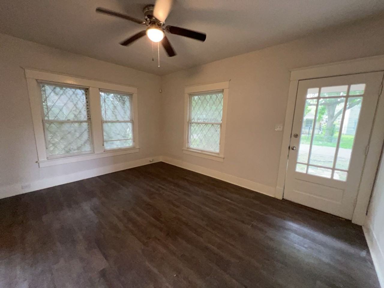 108 Bedford St - Photo 6 of 11