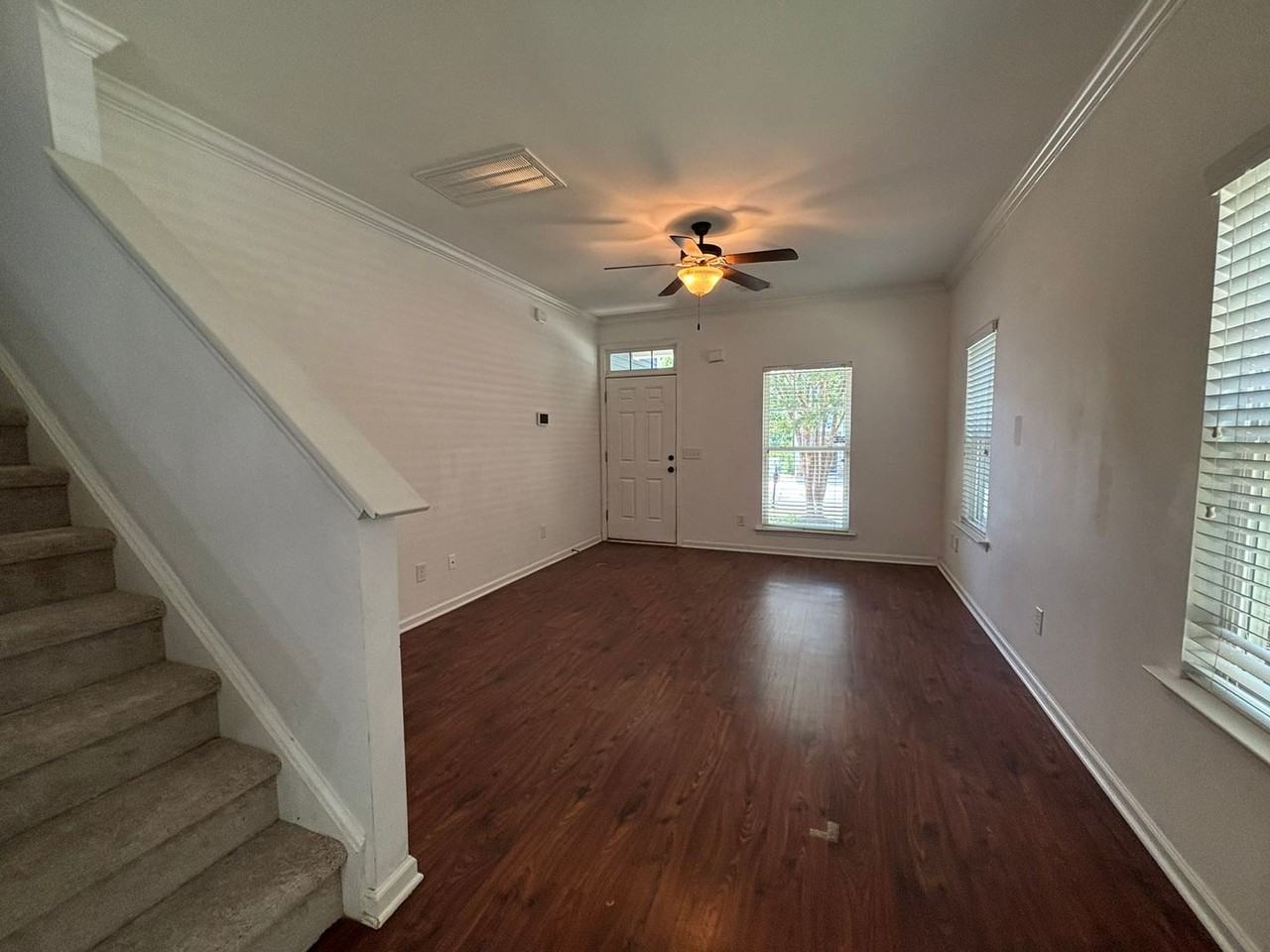 218 Northwood St - Photo 7 of 18