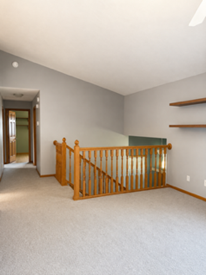 417 Woodhaven Ln - Photo 5 of 8