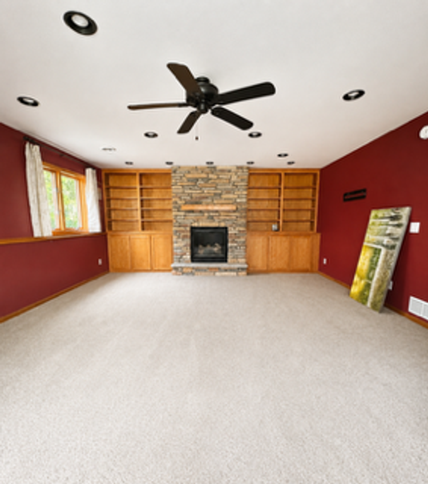 417 Woodhaven Ln - Photo 6 of 8