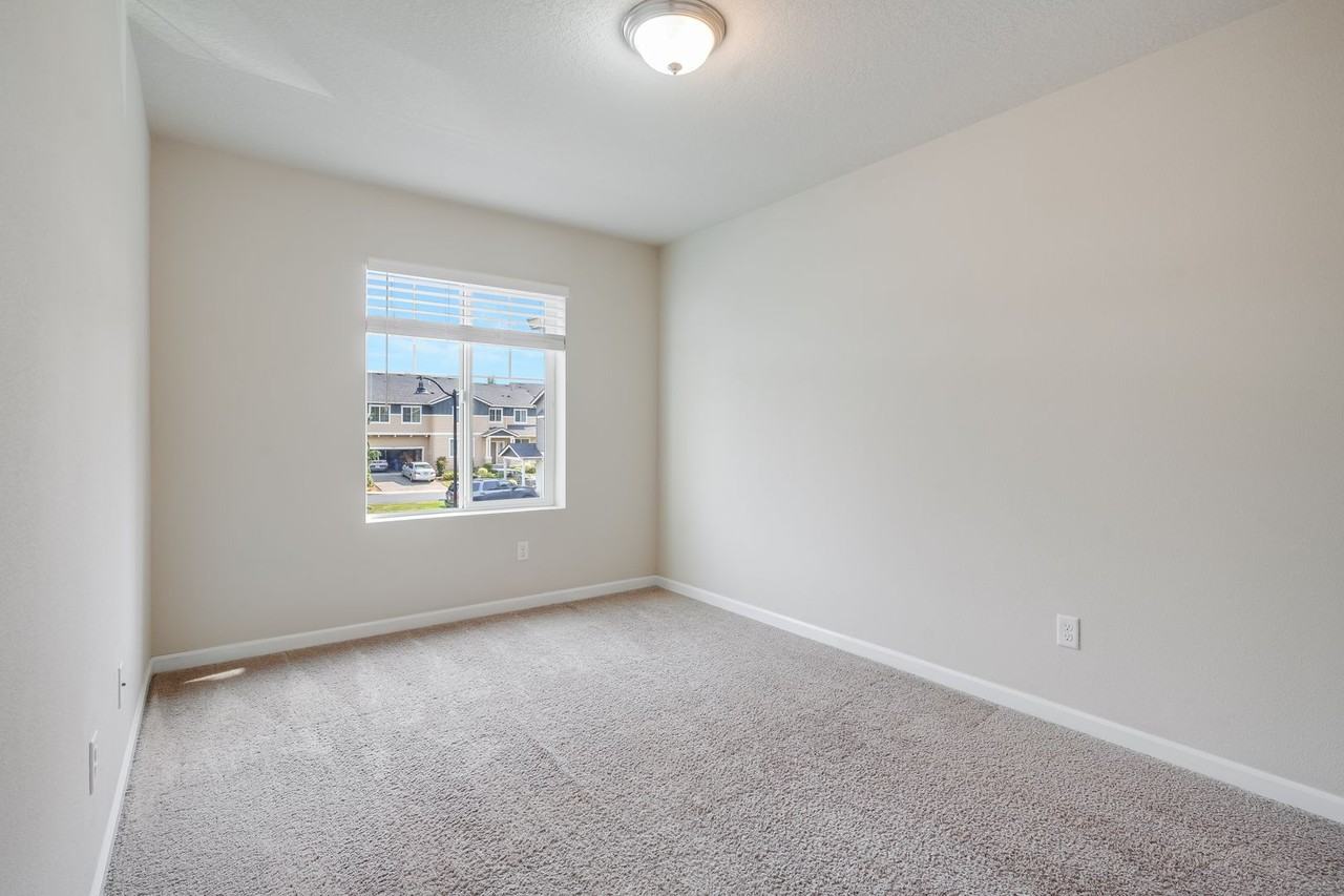 17299 Se Elias Ct - Photo 5 of 12