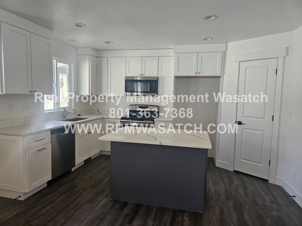 738 N 160 E - Photo 6 of 40