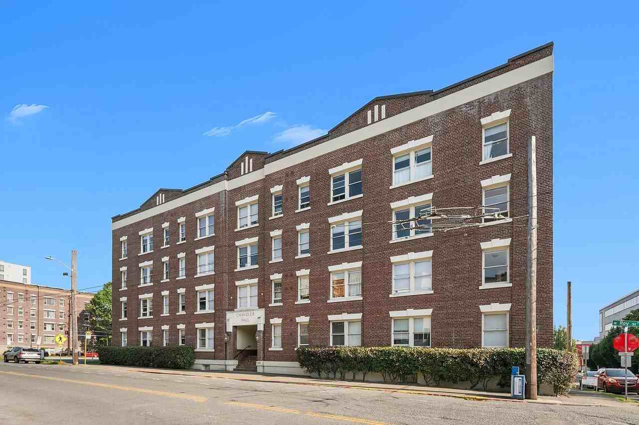 Chandler Hall - Photo 2 of 8