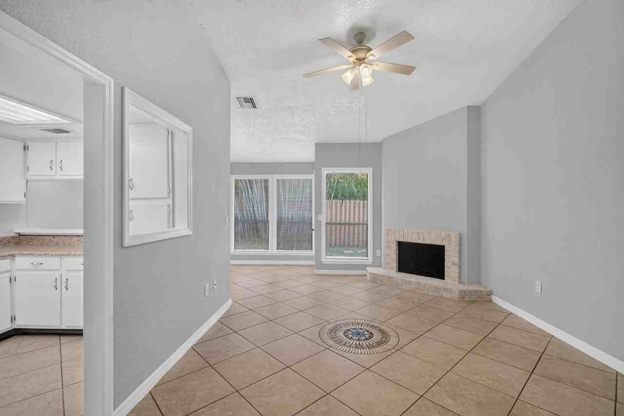 659 Montego Bay Ct - Photo 4 of 43