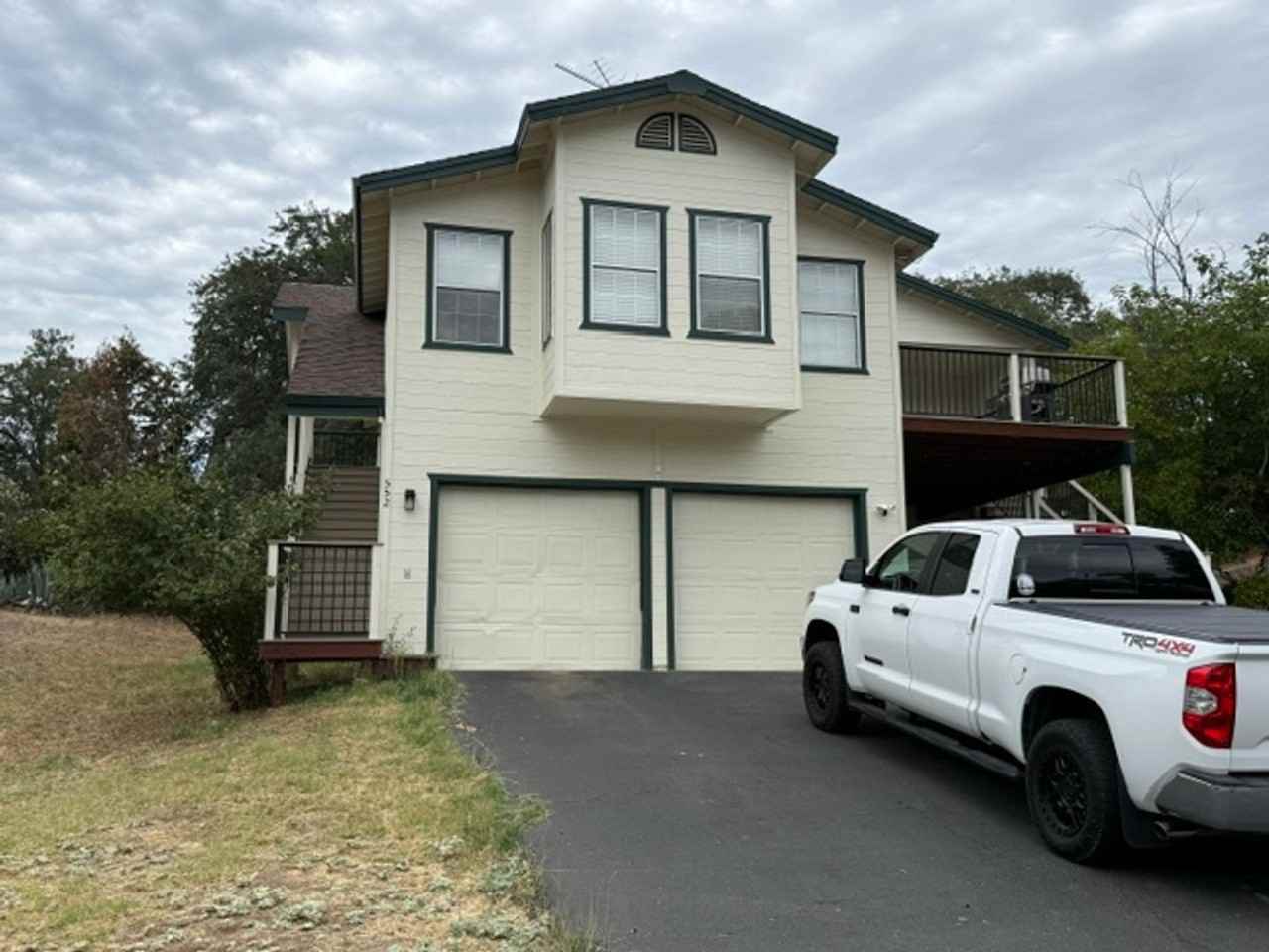 552 Bret Harte Dr - Photo 2 of 16
