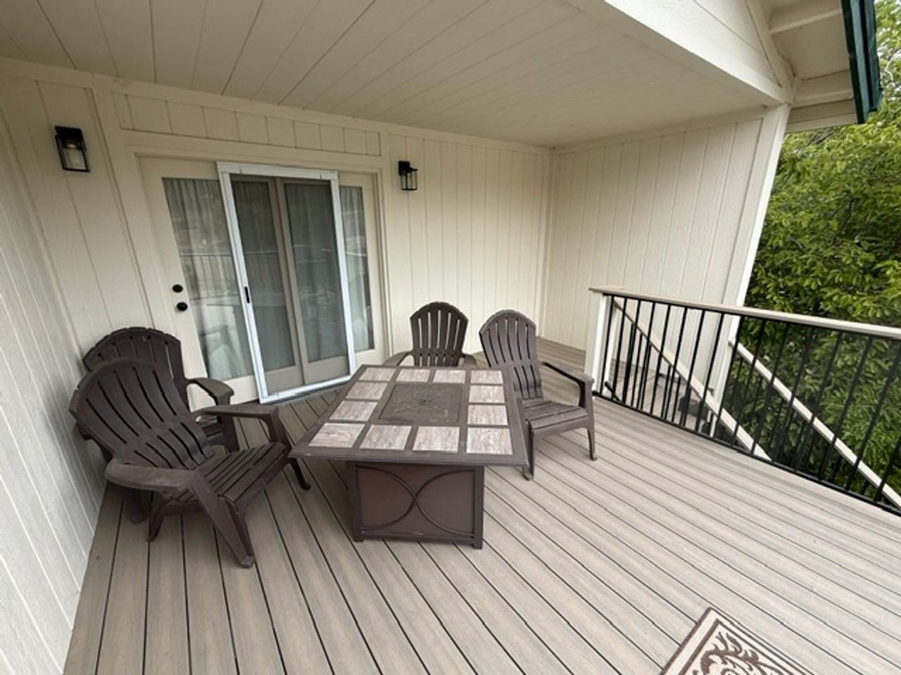 552 Bret Harte Dr - Photo 5 of 16