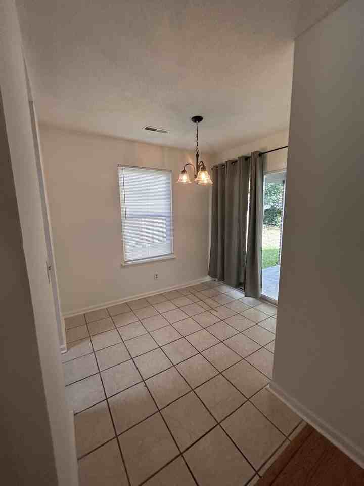 214A Miami St - Photo 7 of 24