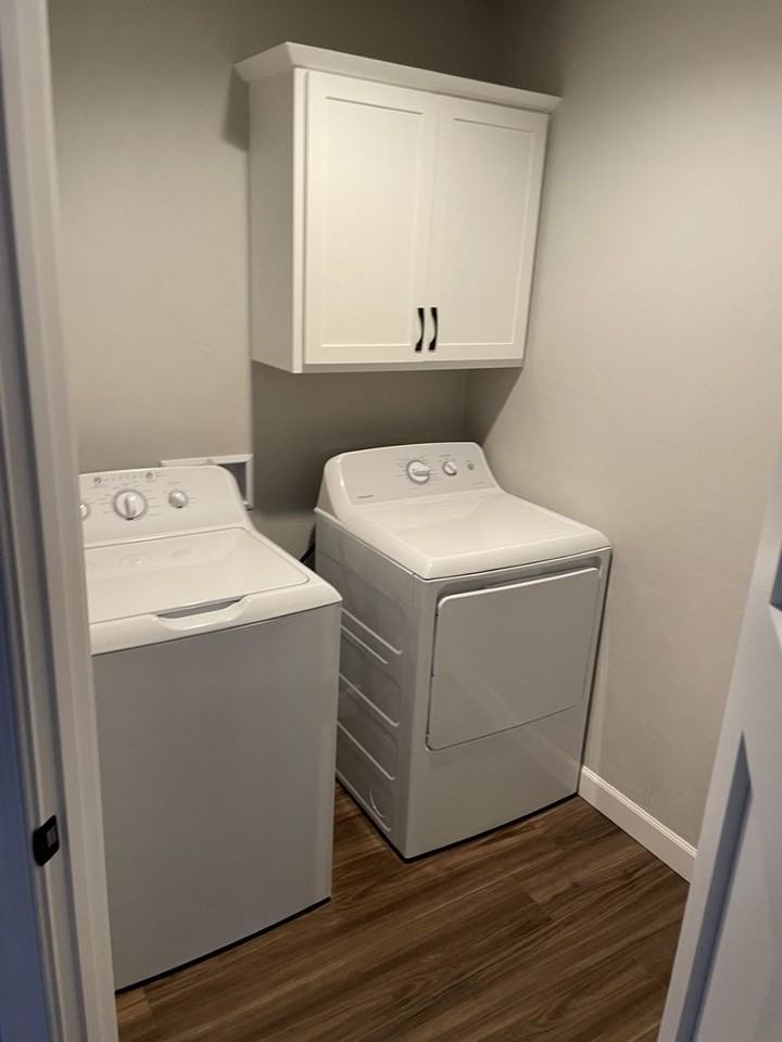 4604 N Cherryvale Ave - Photo 5 of 8