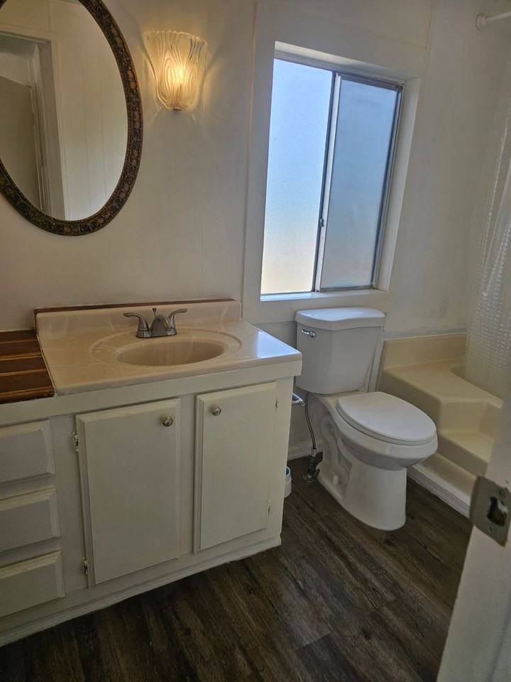 2078 S Kentucky St - Photo 7 of 10