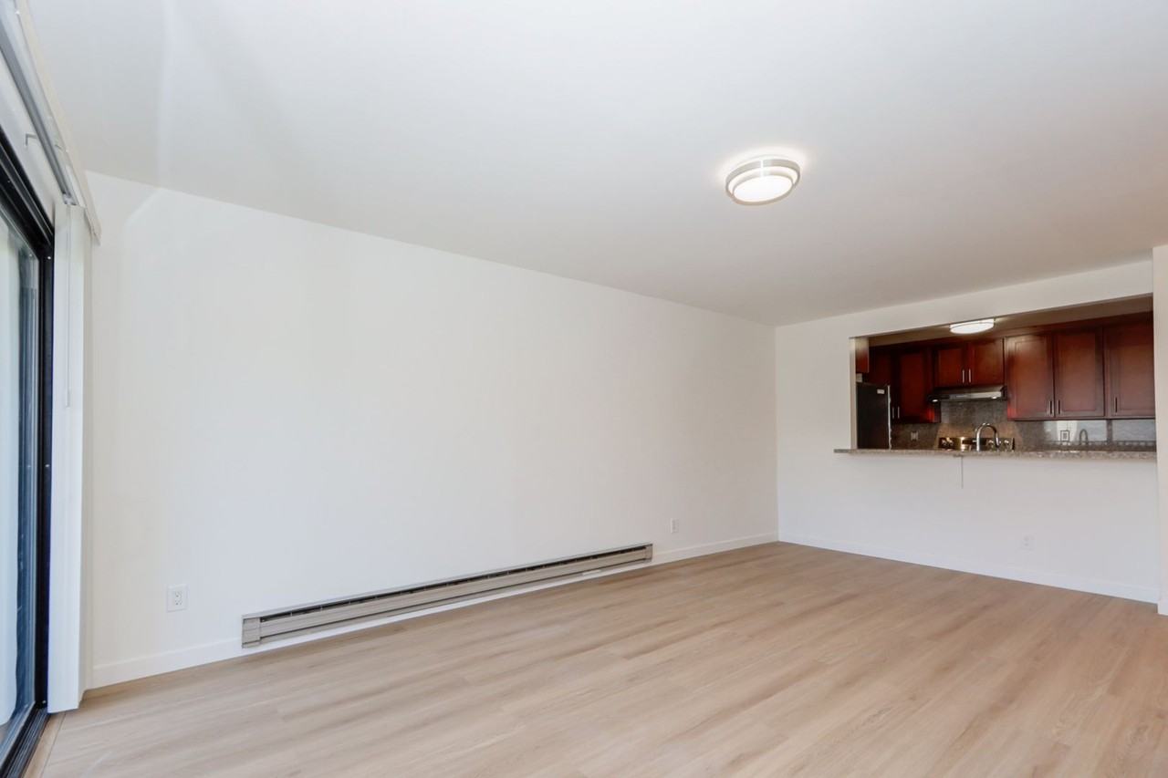 380 Vallejo Dr #128 - Photo 7 of 42