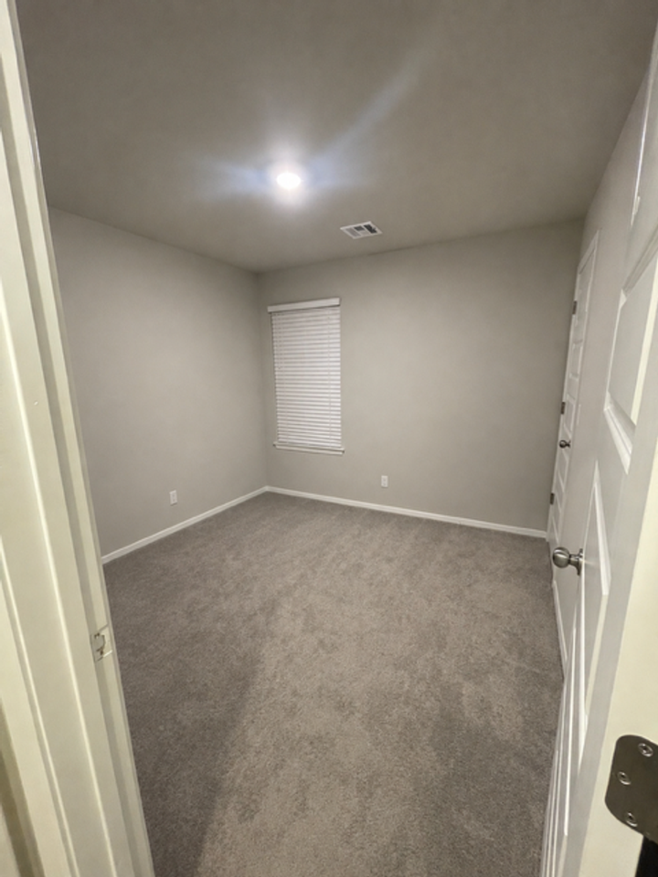 7814 S 290th East Ave - Photo 6 of 16