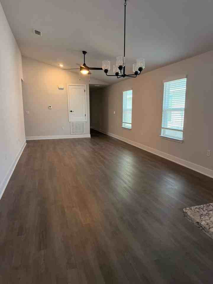 7122 Fox Meadow Dr - Photo 5 of 18