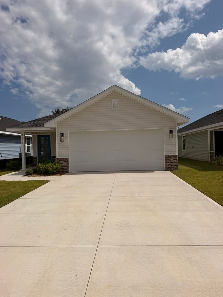 7126 Fox Meadow Dr - Photo 2 of 15