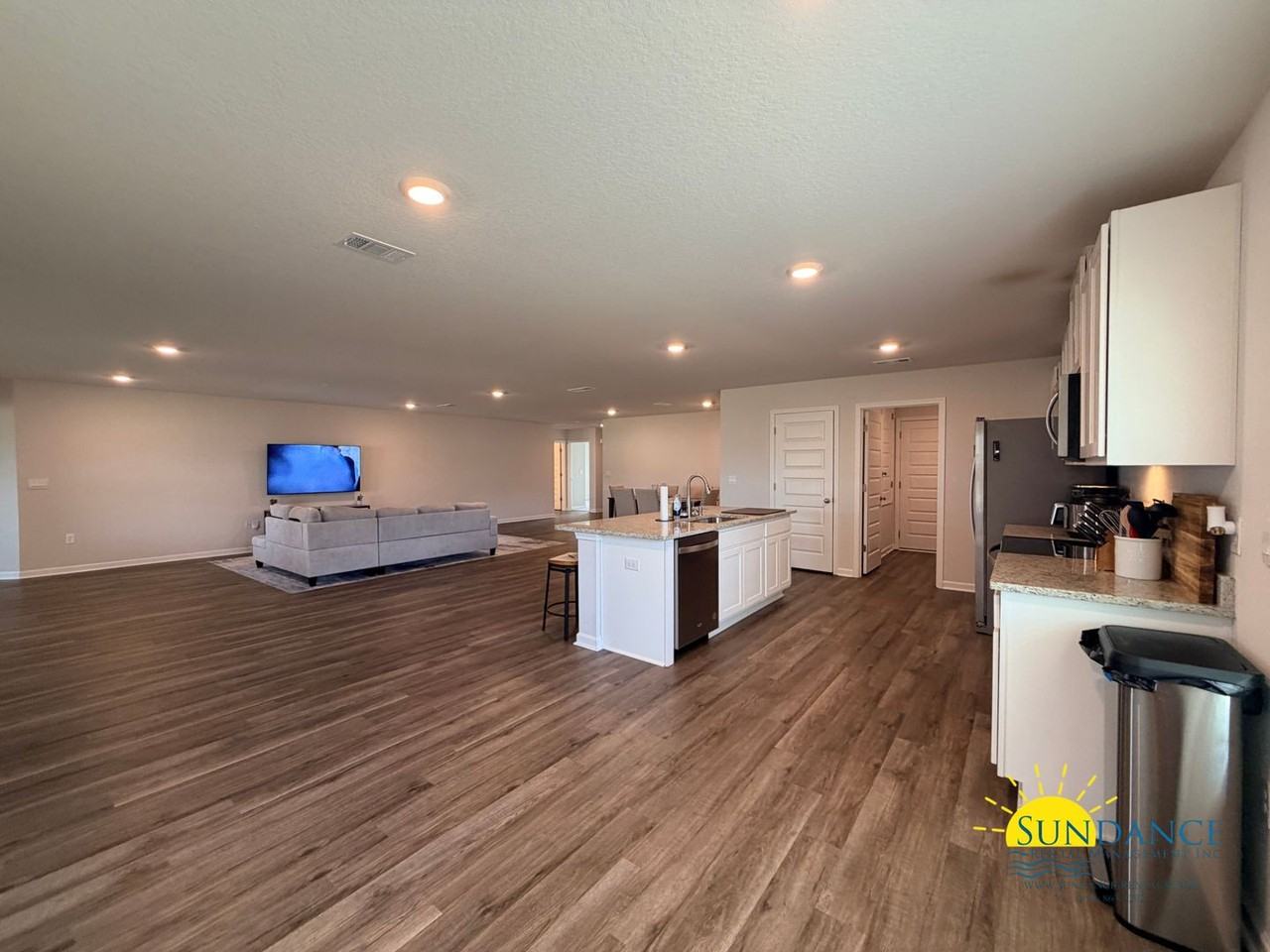 5578 Silverbell Dr - Photo 5 of 30