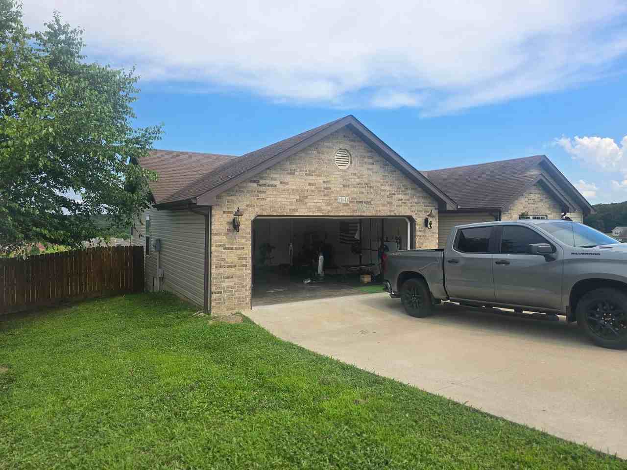 161 Lyle Curtis Cir - Photo 2 of 45