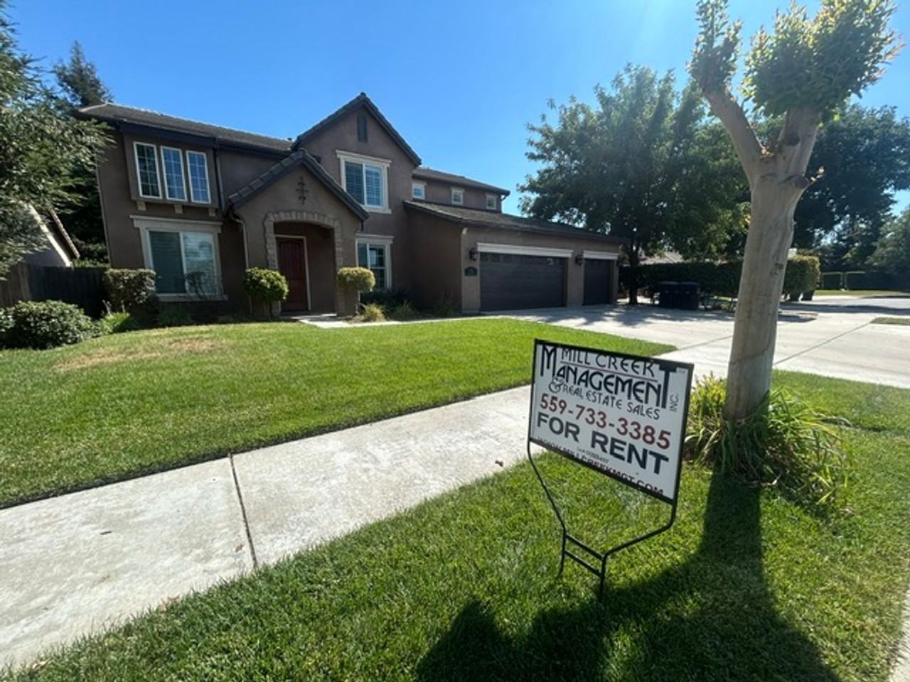 5211 W Elkhorn Ct - Photo 2 of 31