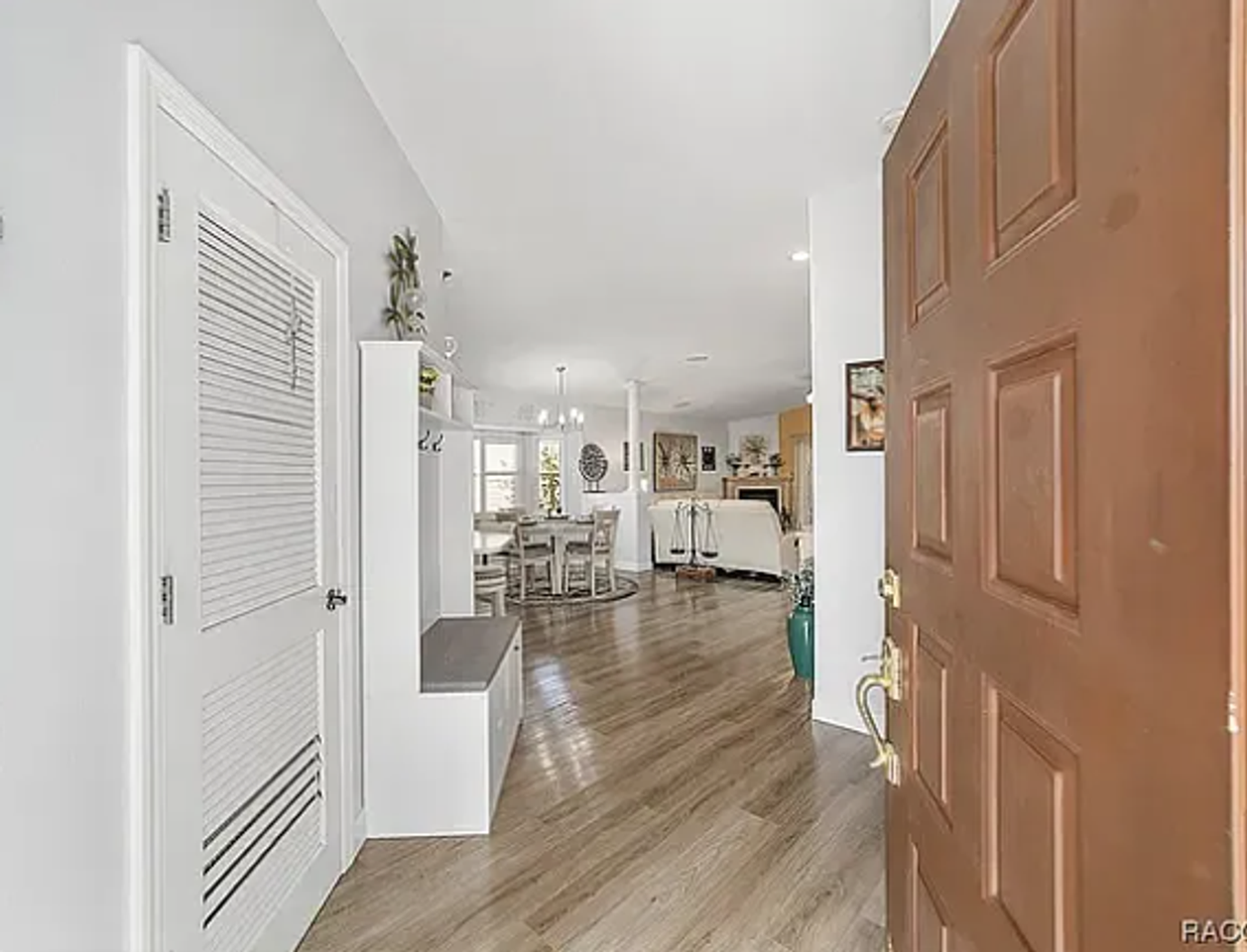 1819 W Nicole Dr - Photo 6 of 22