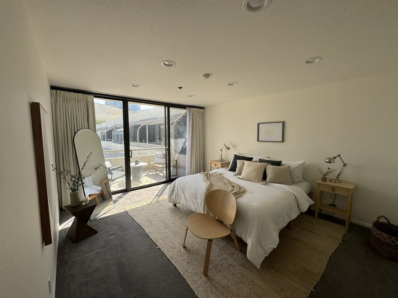 121 S Hope St #607 - Photo 5 of 11