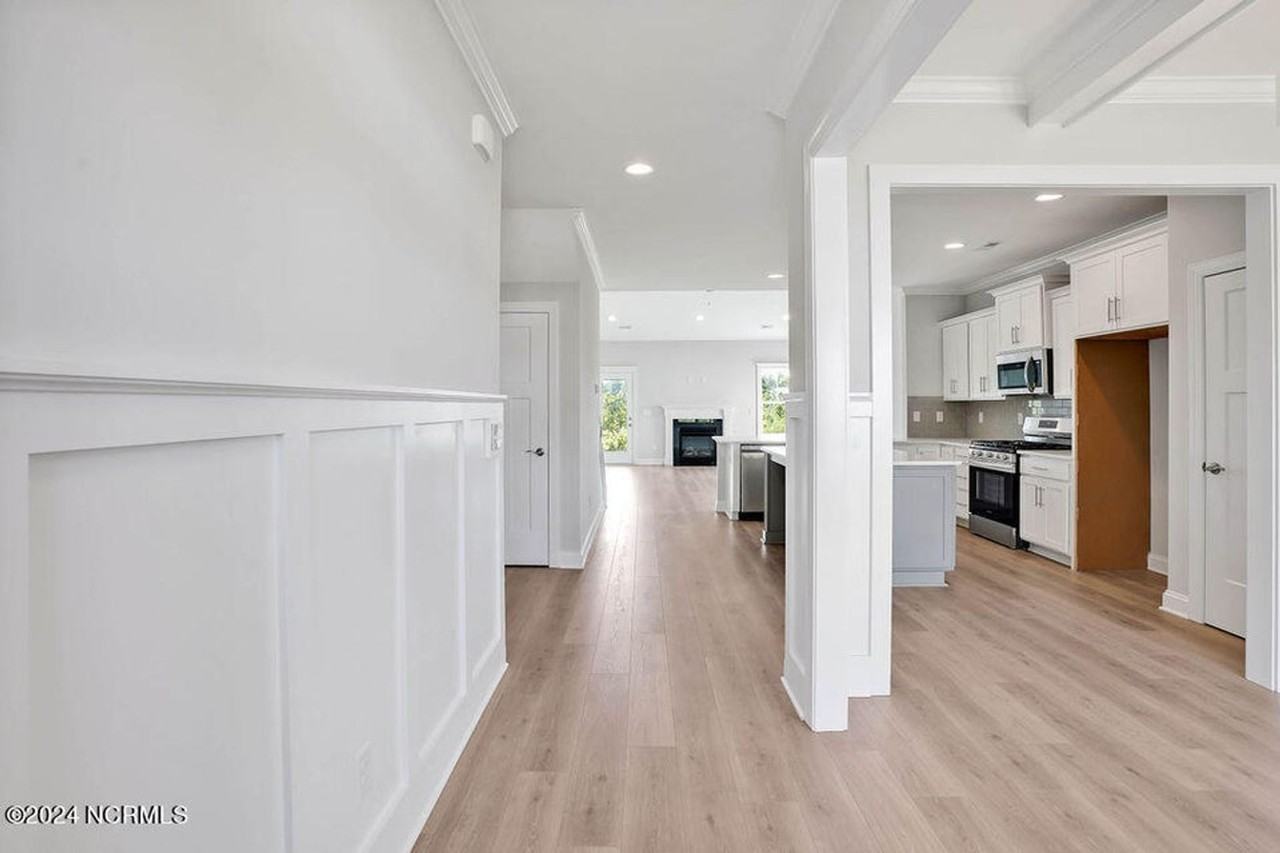 2789 Longleaf Pine Cir - Photo 3 of 33