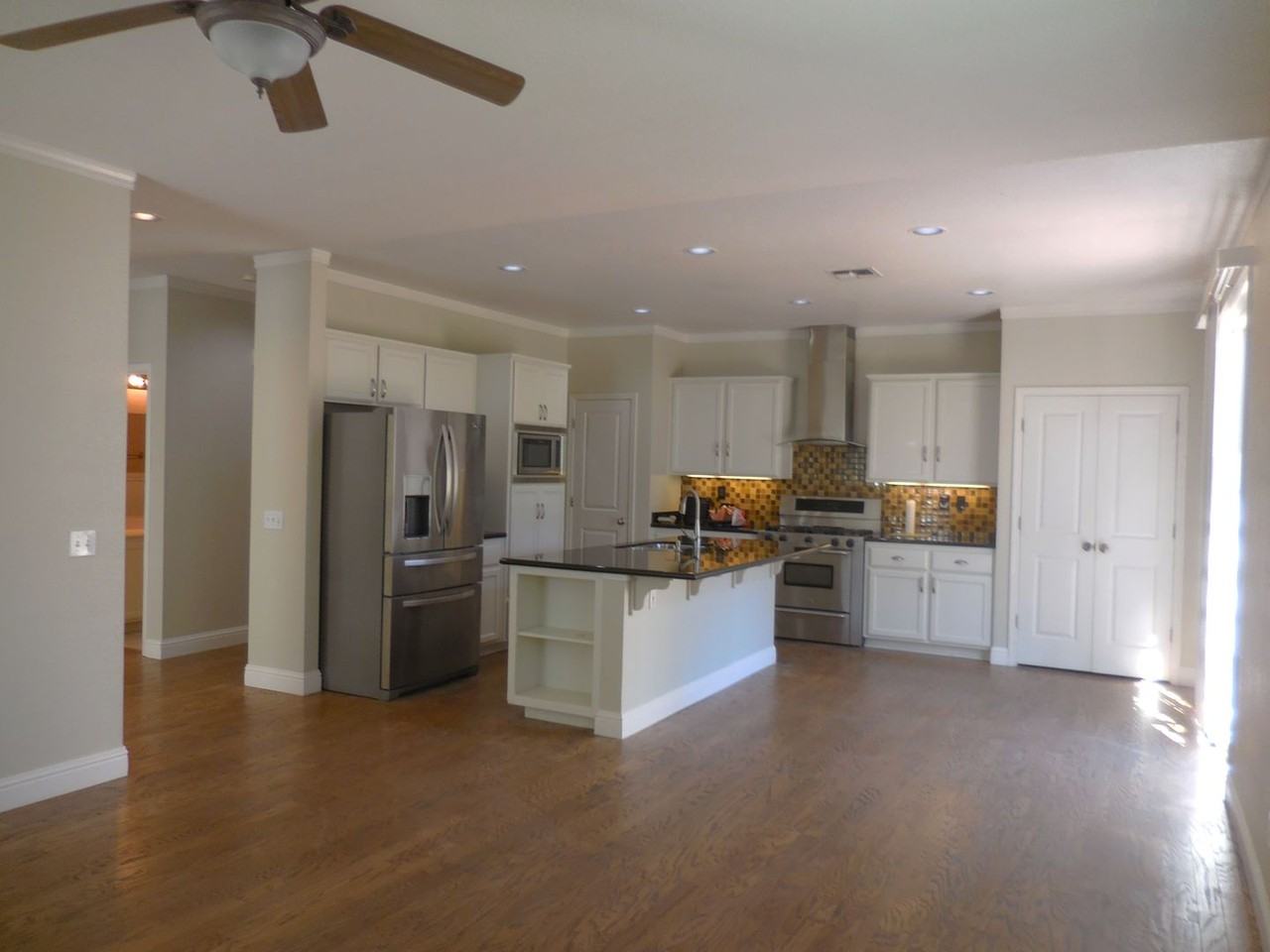 1079 Stillspring Dr - Photo 2 of 29