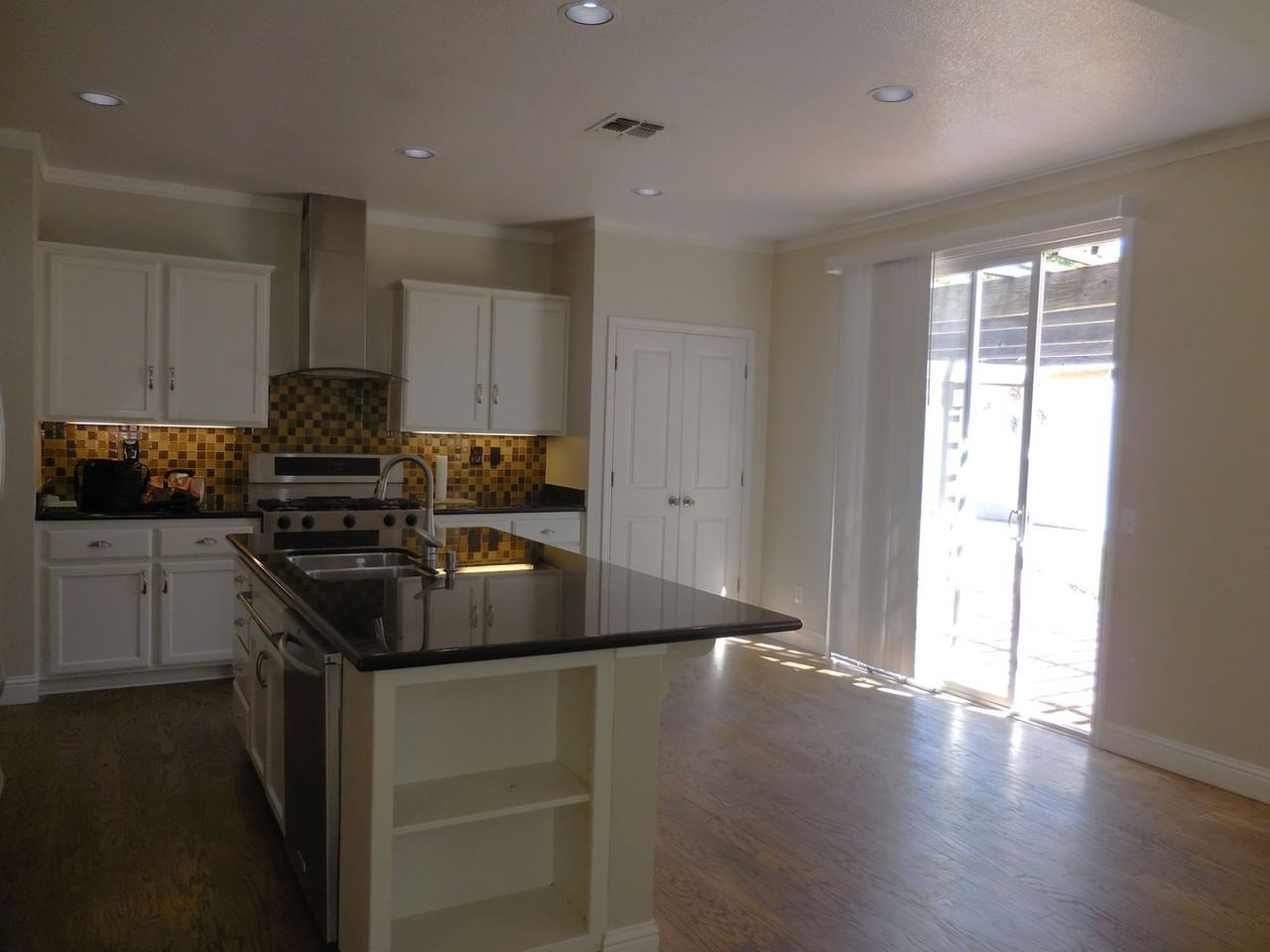 1079 Stillspring Dr - Photo 3 of 29