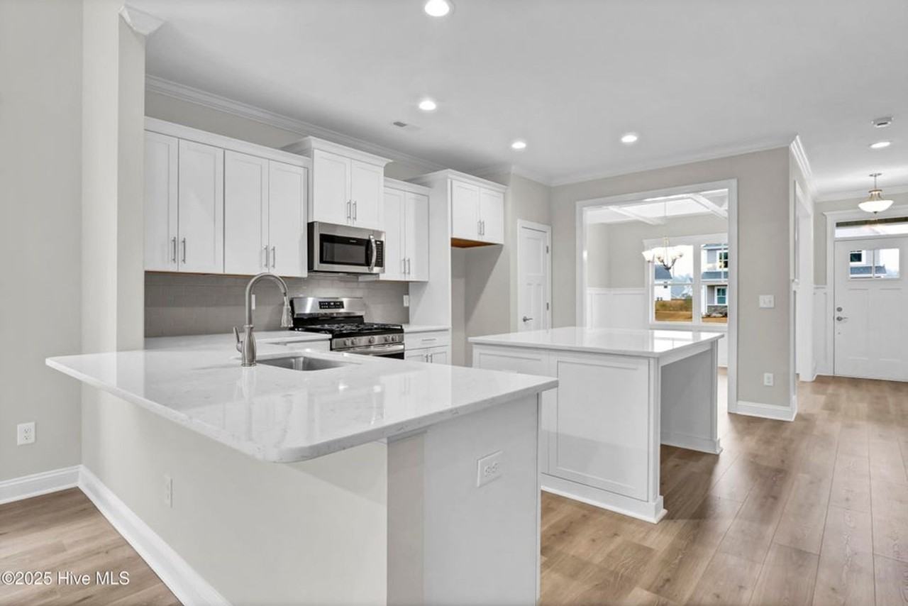 2772 Longleaf Pine Cir - Photo 7 of 35