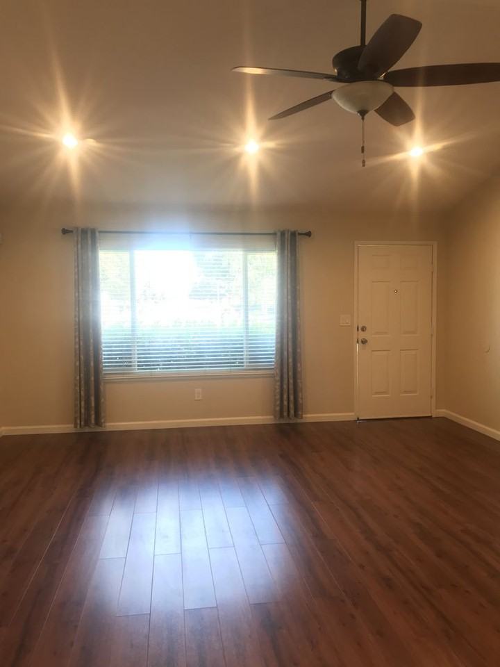 3817 Rotterdam Ave - Photo 5 of 15