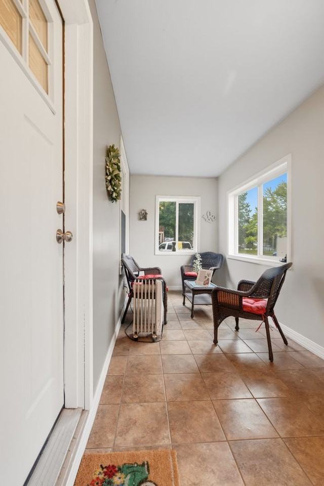 42 Glen St - Photo 2 of 30
