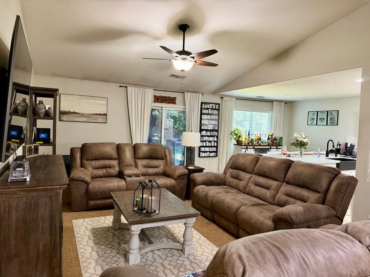 5949 E Laurel Ave - Photo 5 of 33