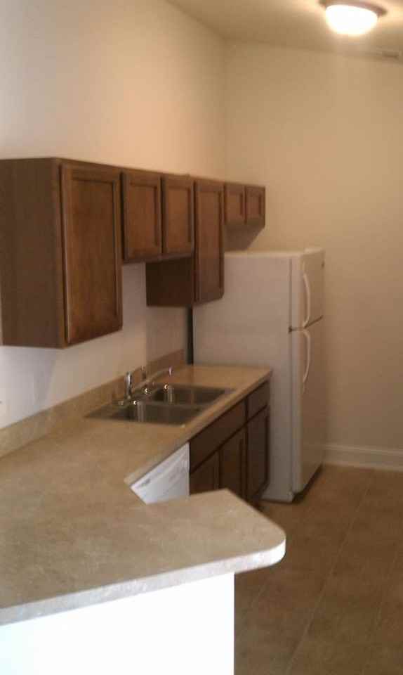 239 Portsmith Dr #7 - Photo 3 of 4