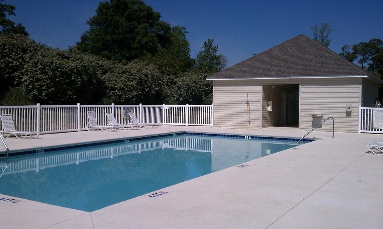 239 Portsmith Dr #7 - Photo 4 of 4