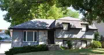 featured image of 2632 Boyd St