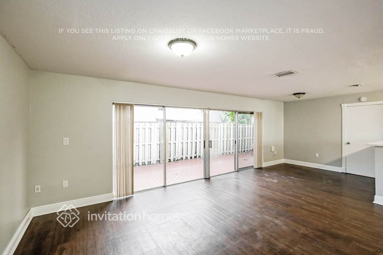 14736 Sw 92nd Street Rd - Photo 6 of 18