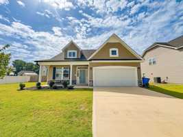 featured image of 5611 Pondhaven Dr