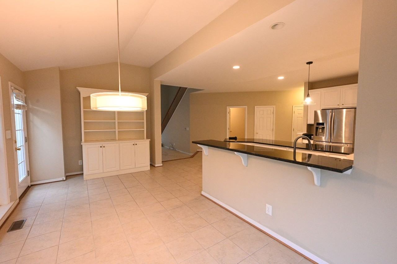 14614 Charter Walk Pl - Photo 5 of 28
