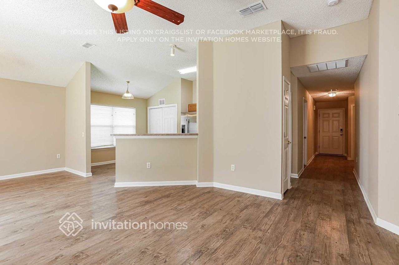 3513 Whisper Creek Blvd - Photo 5 of 17