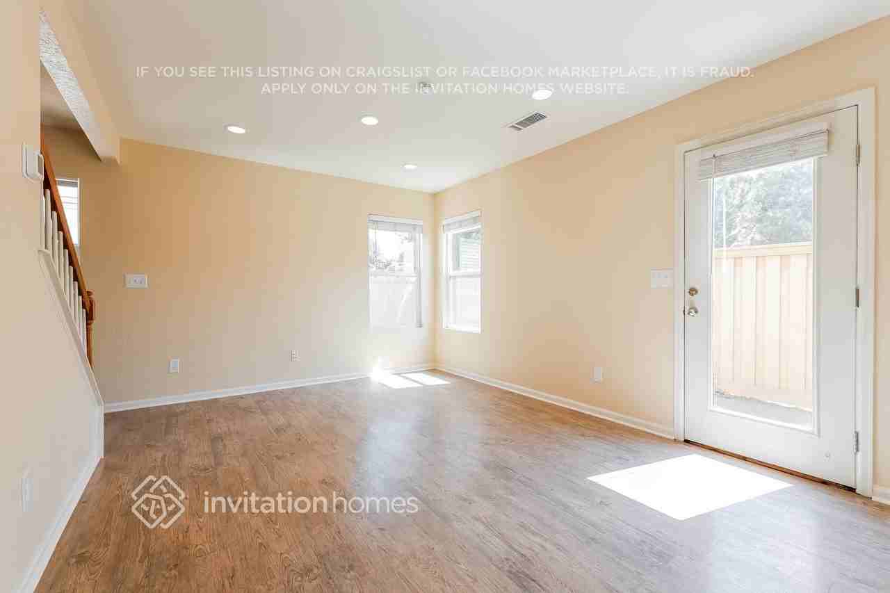 4509 Andes St - Photo 6 of 18