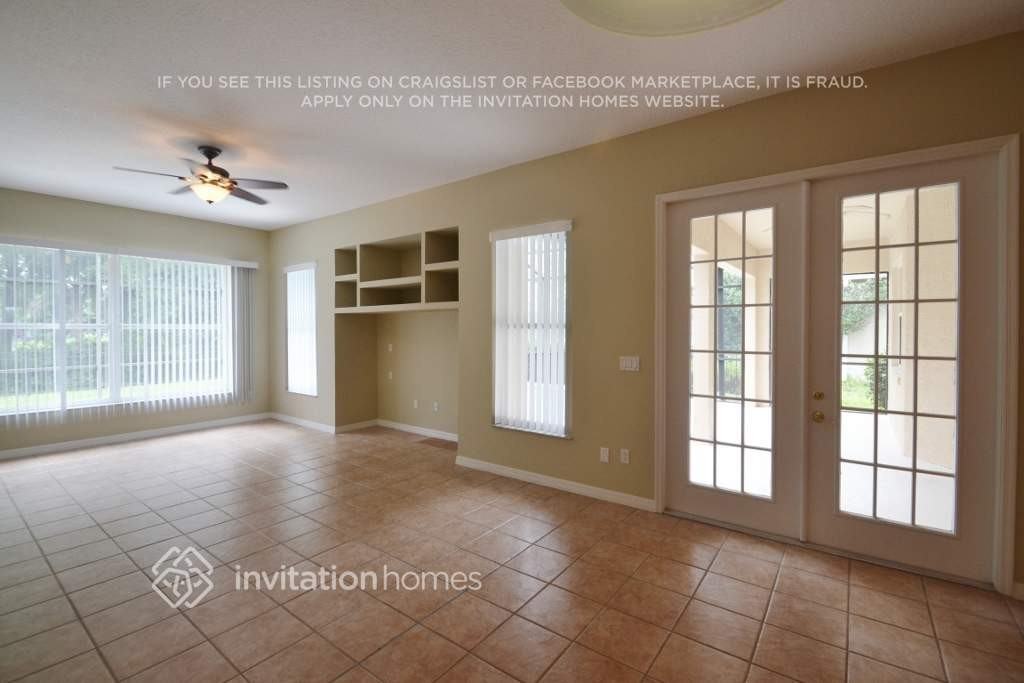 726 Lakeworth Cir - Photo 4 of 13