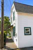featured image of 1606 Bell Ave