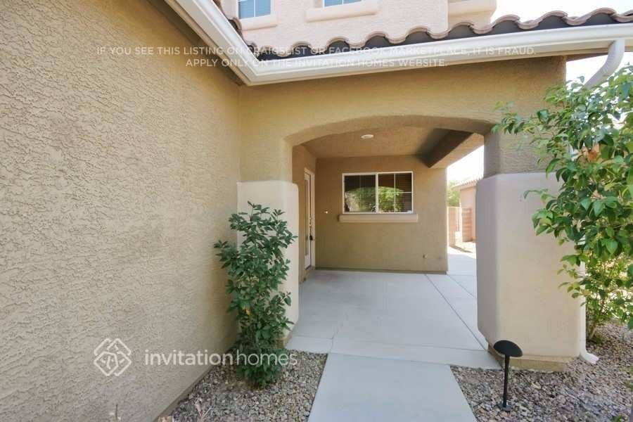 2621 Cedar Bird Dr - Photo 3 of 19