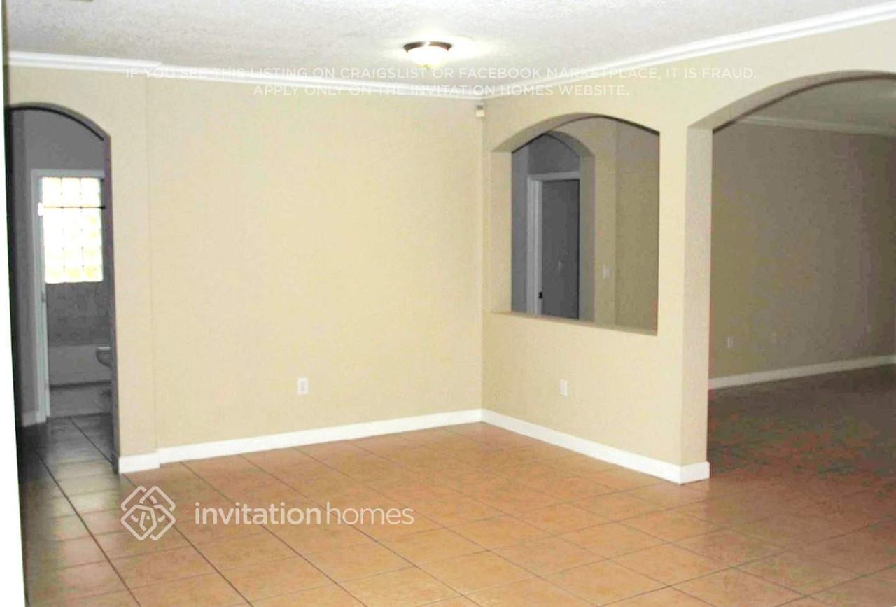 8013 Nw 198th St - Photo 3 of 10