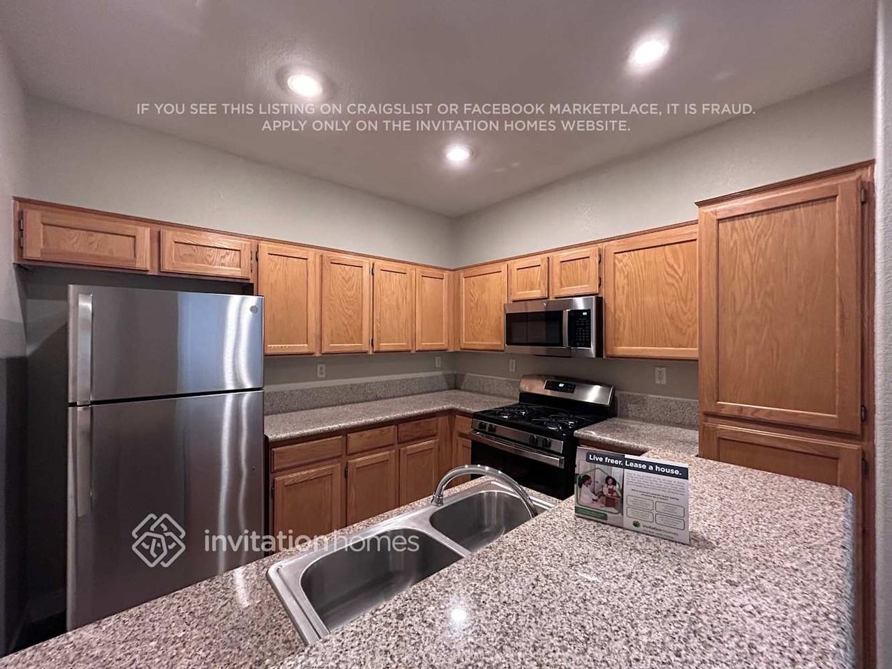 1201 Valerio Ln - Photo 4 of 11