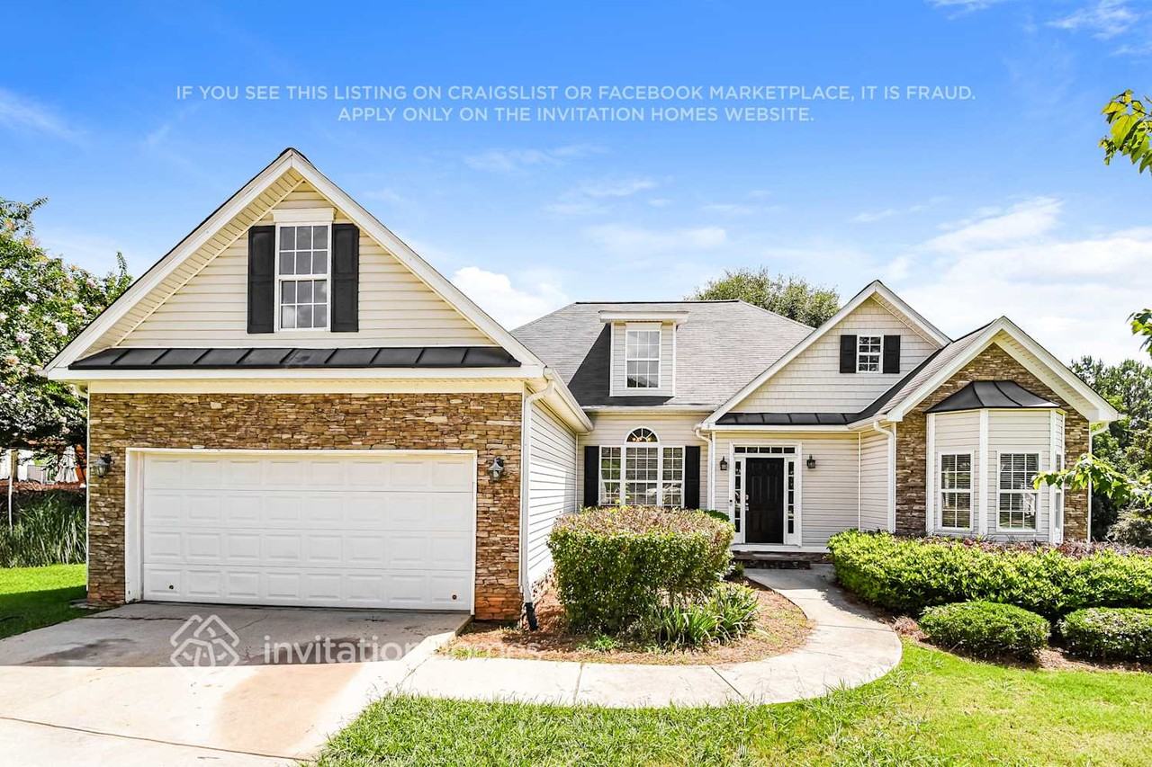 1103 Mason Lee Ave